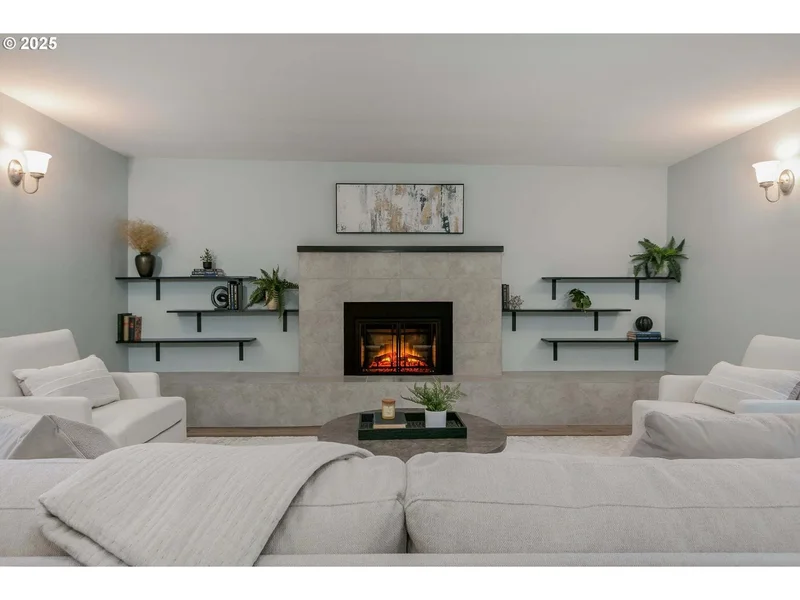 2984 Floral Hill Dr, Eugene, OR 97403, Eugene, Oregon, United States. - Photo 8
