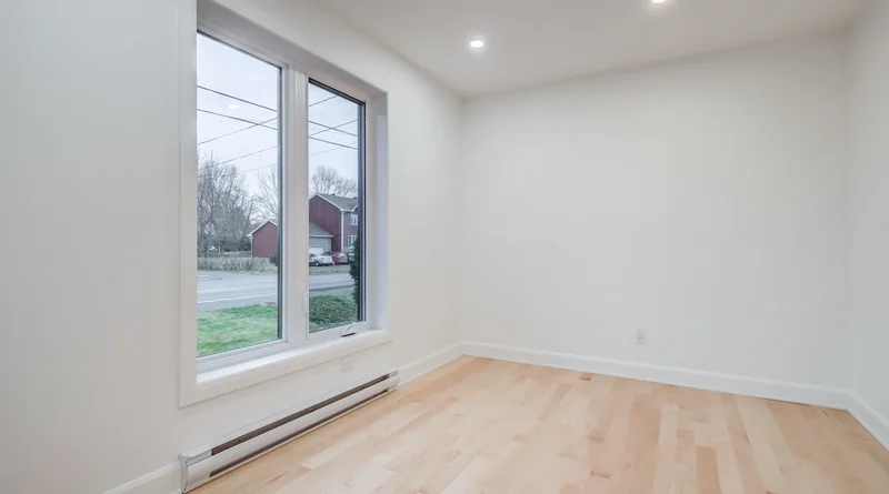 2100 Rue Richelieu, Saint-Marc-sur-Richelieu, Quebec, Canada. - Photo 27