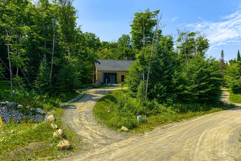 157 Ch. de la Fraternité 218, Lac-Supérieur, Quebec, Canada. - Photo 30
