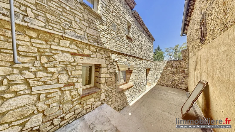 Vénéjan, Vénéjan, Vénéjan, Occitanie, France. - Photo 22