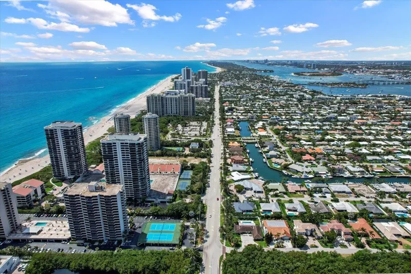 4000 N Ocean Drive 2004, Riviera Beach, Florida, United States. - Photo 47