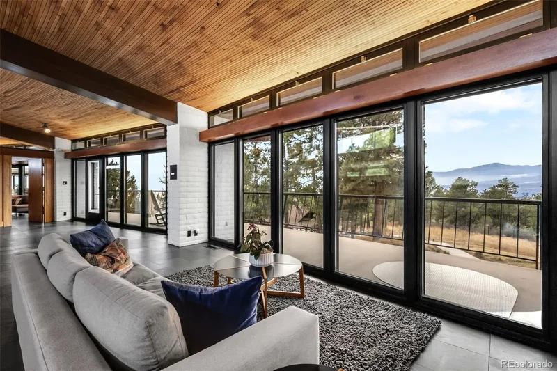 10780 S Forest Drive, Colorado Springs, Colorado, United States. - Photo 6