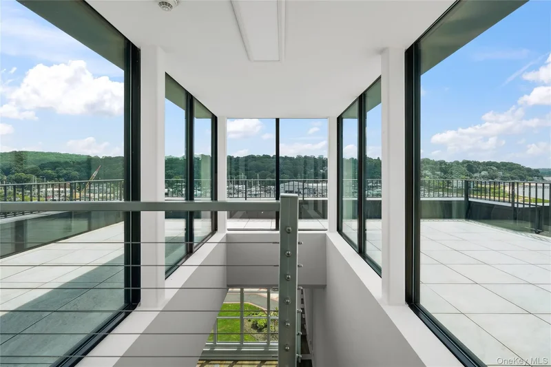 100 Garvies Point Road, Glen Cove, New York, United States. - Photo 29
