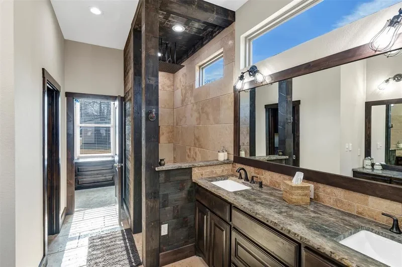 3415 Mariana Court, Granbury, Texas, United States. - Photo 23