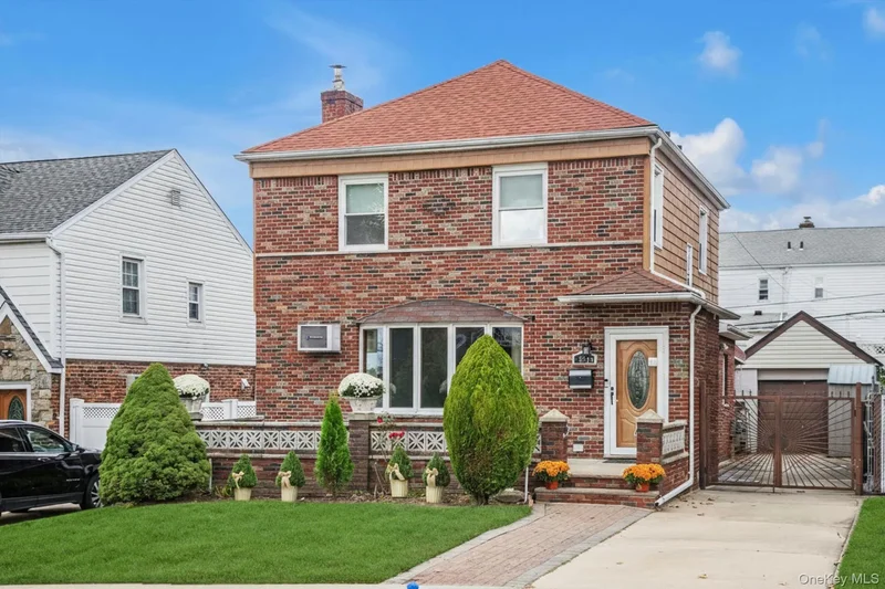 163-45 23rd Avenue, Whitestone, NY 11357, New York, New York, United States. - Photo 13