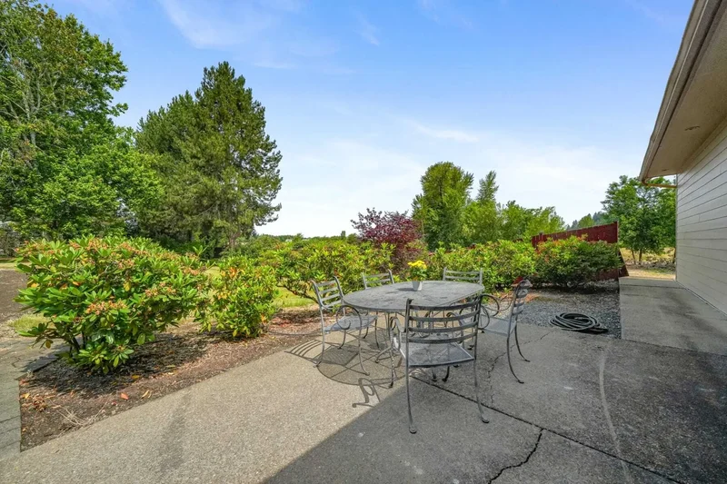 37310 Fawn DR , Lebanon, OR 97355, Lebanon, Oregon, United States. - Photo 26