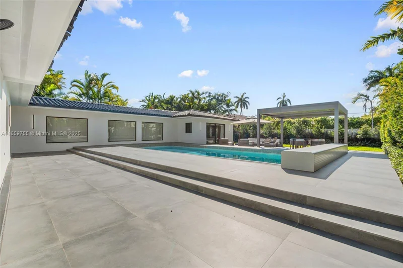 116 W 1st Ct, Miami Beach, Florida, United States. - Photo 41