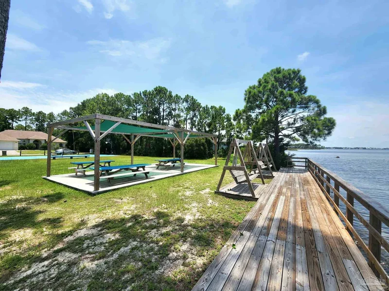 5450 N Shore Rd, Pensacola, FL 32507, Pensacola, Florida, United States. - Photo 44
