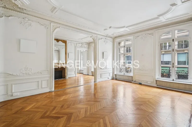 Exceptional Address – Luxury Apartment – Paris 8th