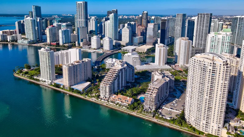 520 Brickell Key Dr Unit# A604, Miami, FL 33131, Miami, Florida, United States. - Photo 14