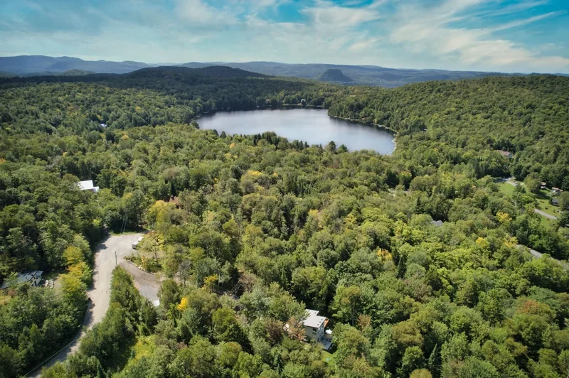 80 Ch. des Magnolias, Laurentides, Mont-Tremblant, Quebec, Canada. - Photo 35