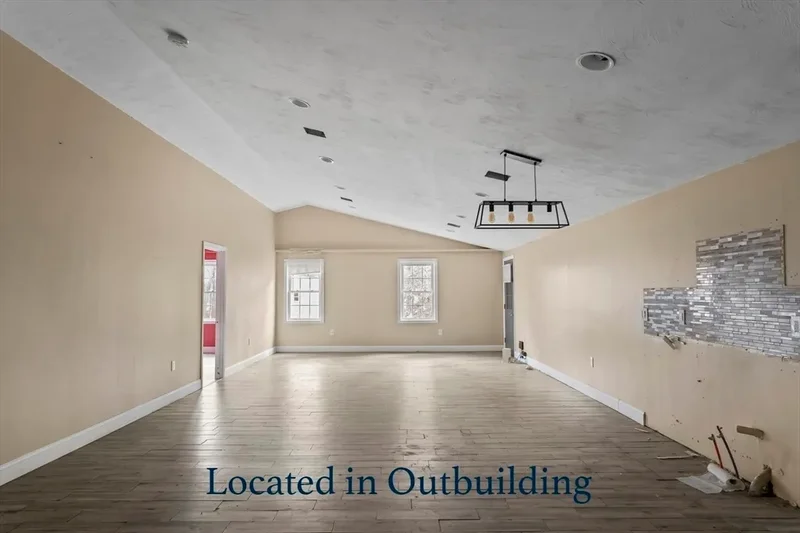 32 Laurel Ln, Raynham, MA 02767, Raynham, Massachusetts, United States. - Photo 5