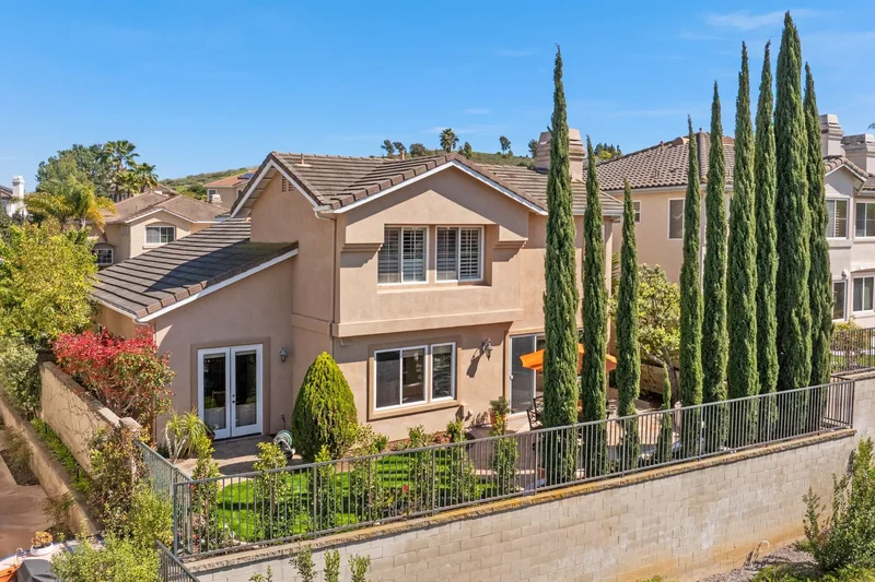 27 Trinity, Irvine, Ca 92612