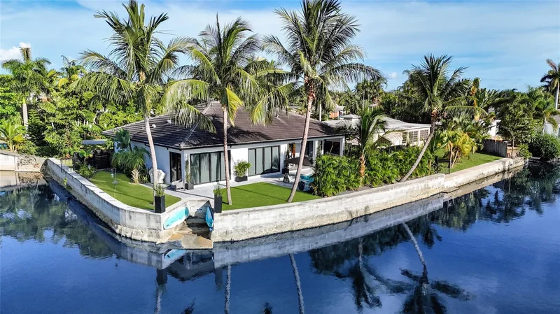 Single Family Residence in Fort Lauderdale