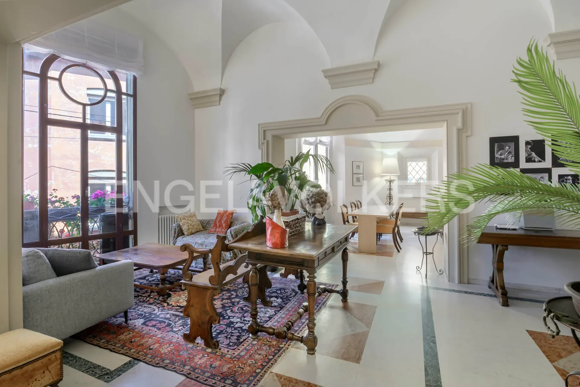 Gallery photo 4