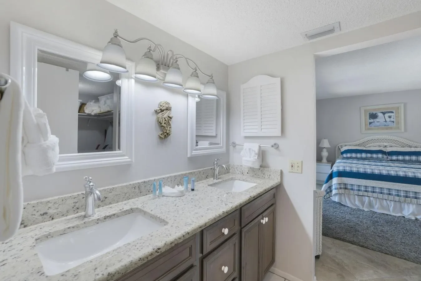 1246 Fulgur St, Sanibel, Florida, United States. - Photo 19