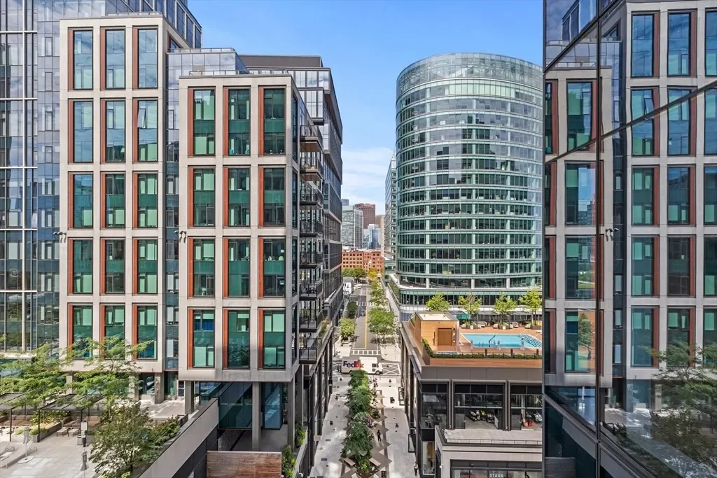 135 Seaport Blvd, Boston, Massachusetts, United States. - Photo 2