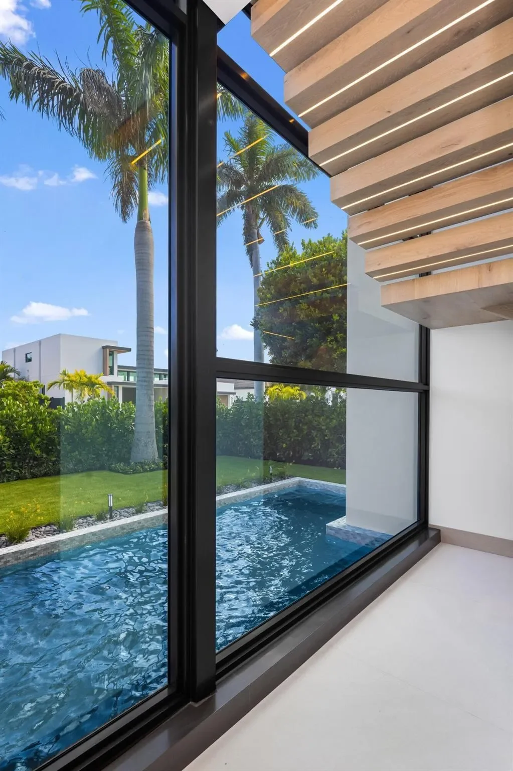 541 Golden Harbour Drive, Boca Raton, Florida, United States. - Photo 14