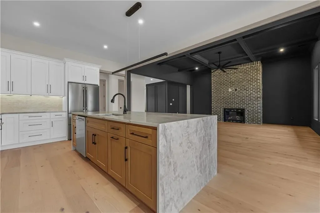 6084 BLUEWATER Boulevard, Gainesville, Georgia, United States. - Photo 26
