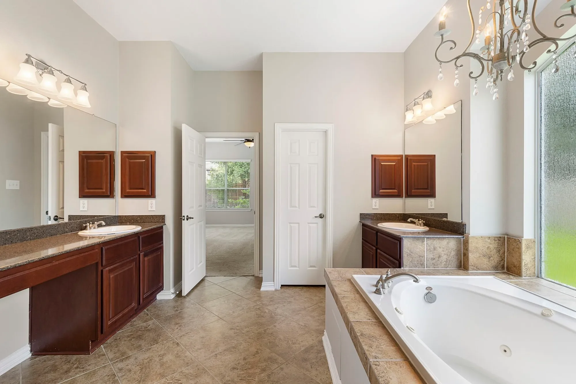 6 Hithervale Court, The Woodlands, TX 77382, The Woodlands, Texas, United States. - Photo 19
