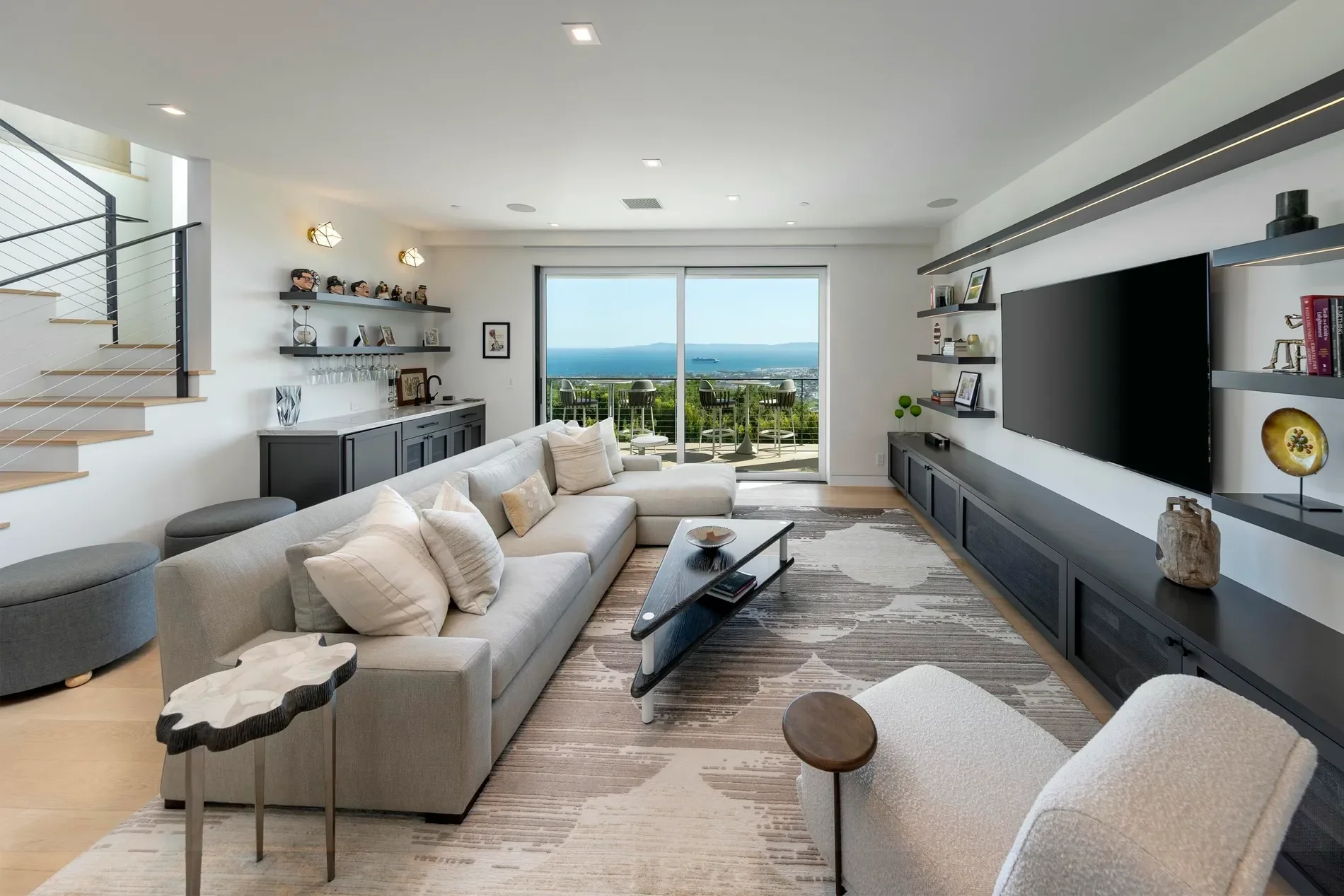 945 Arbolado Road, Santa Barbara, California, United States. - Photo 4