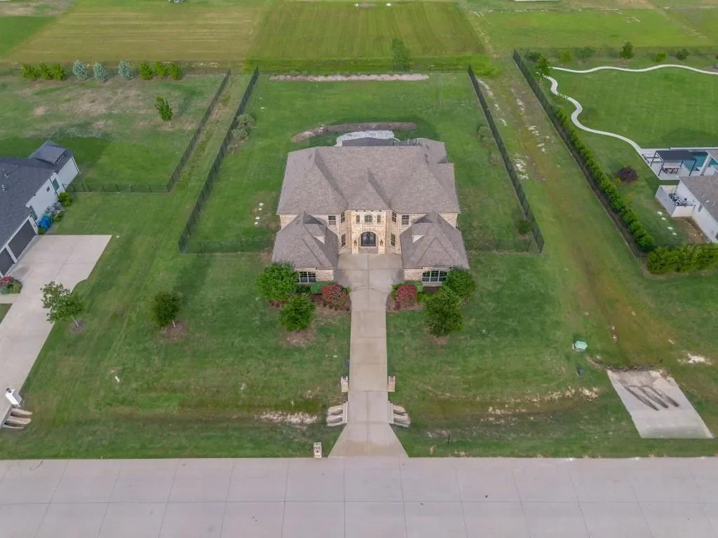 4604 Donna Lane, Allen, Texas, United States. - Photo 3