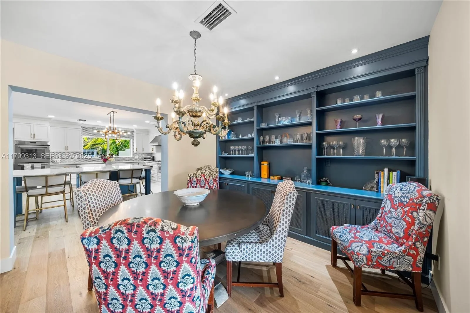 725 Vilabella Ave, Coral Gables, Florida, United States. - Photo 14
