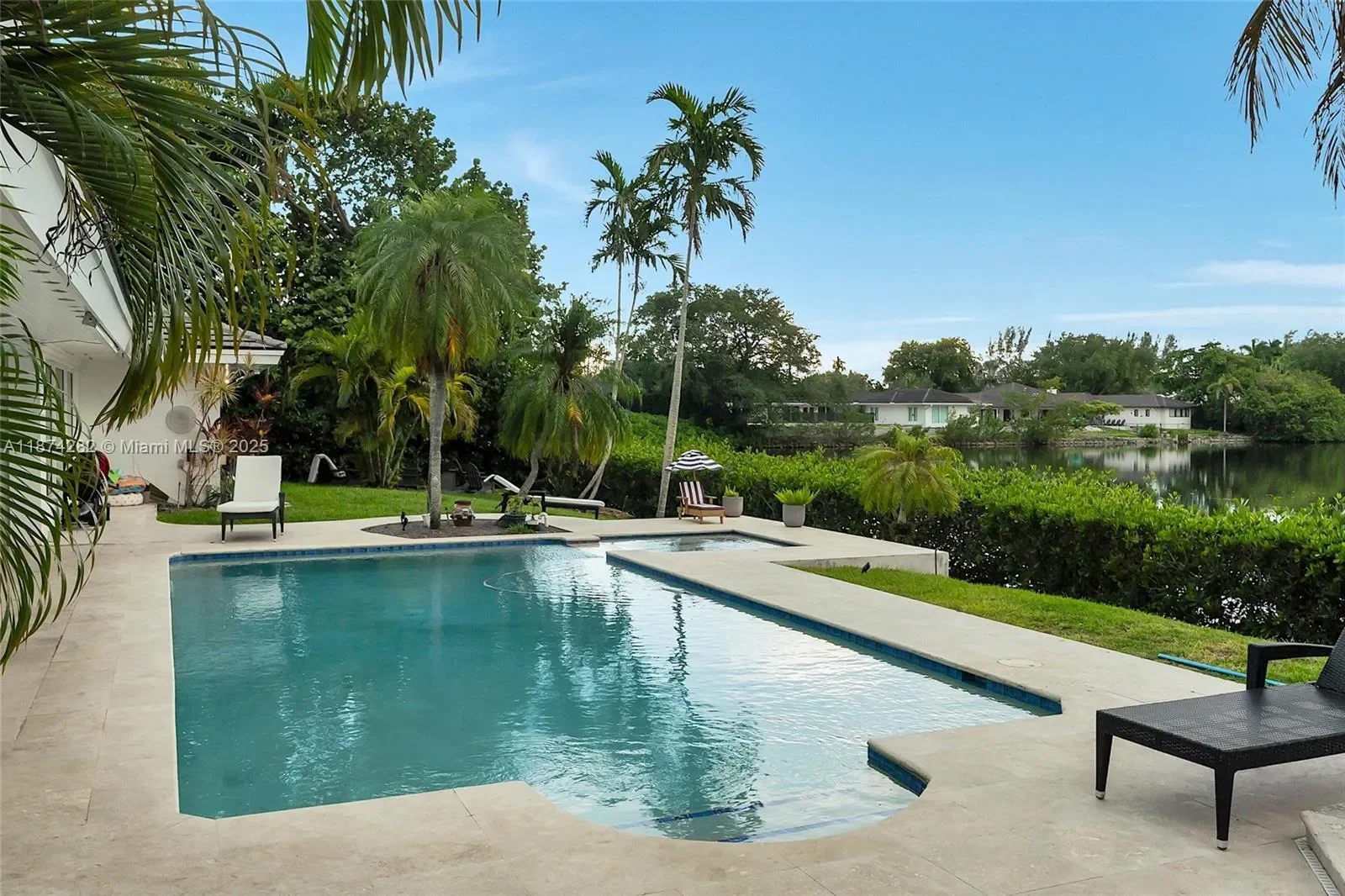 415 Rovino Ave, Coral Gables, Florida, United States. - Photo 51