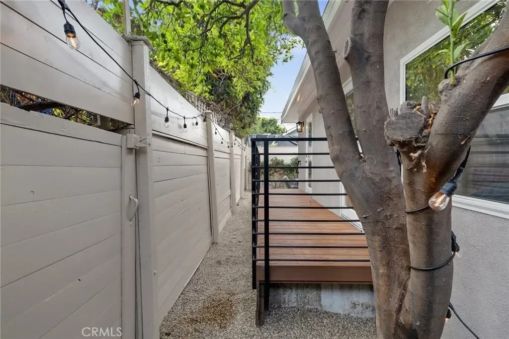 724 San Miguel Avenue, Los Angeles, California, United States. - Photo 47