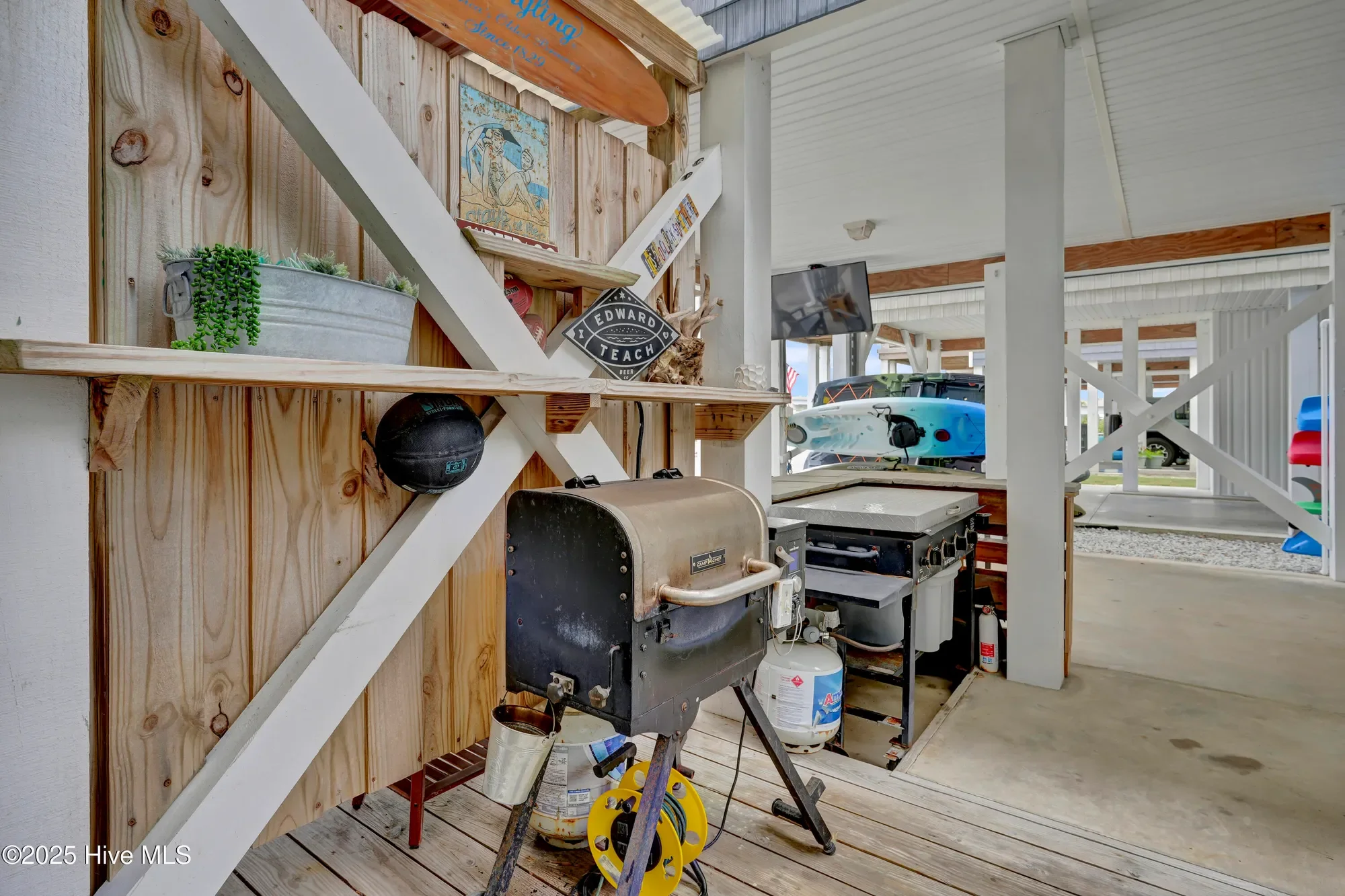 303 Vesta Court, Surf City, North Carolina, United States. - Photo 37