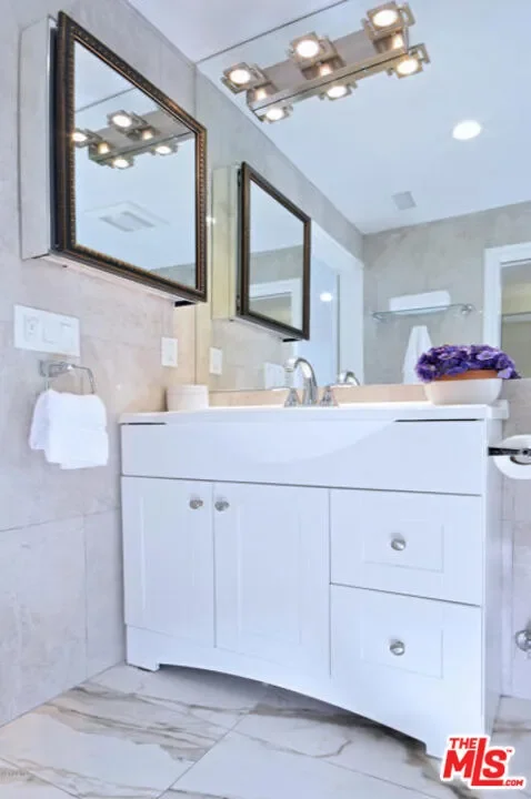 11314 Gladwin Street, Los Angeles, California, United States. - Photo 13