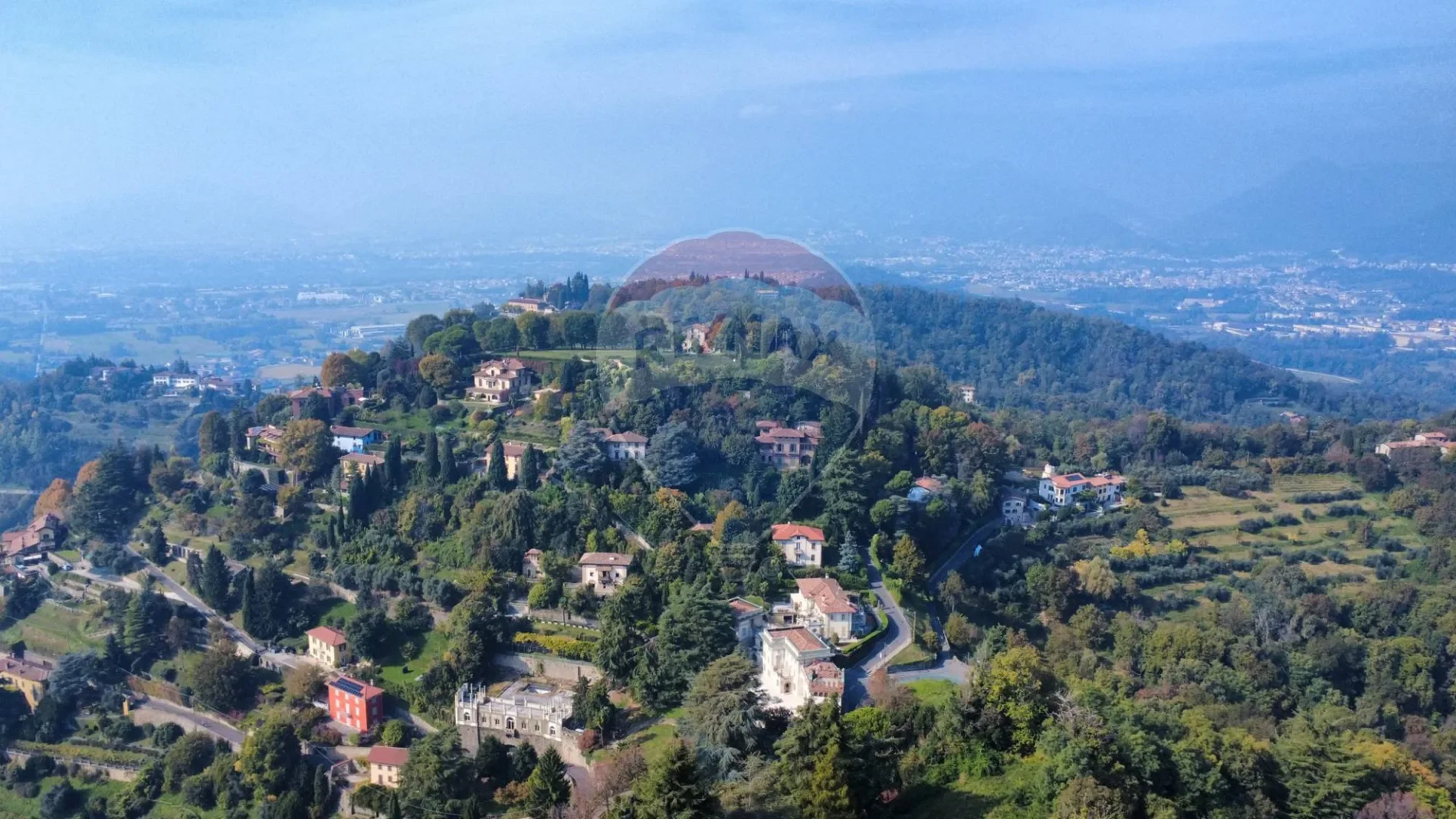 Via Vetta, Bergamo, Lombardy, Italy. - Photo 15