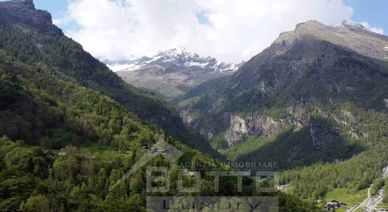 Via Giacomo Matolo, Gabbio, Piedmont, Italy. - Photo 11