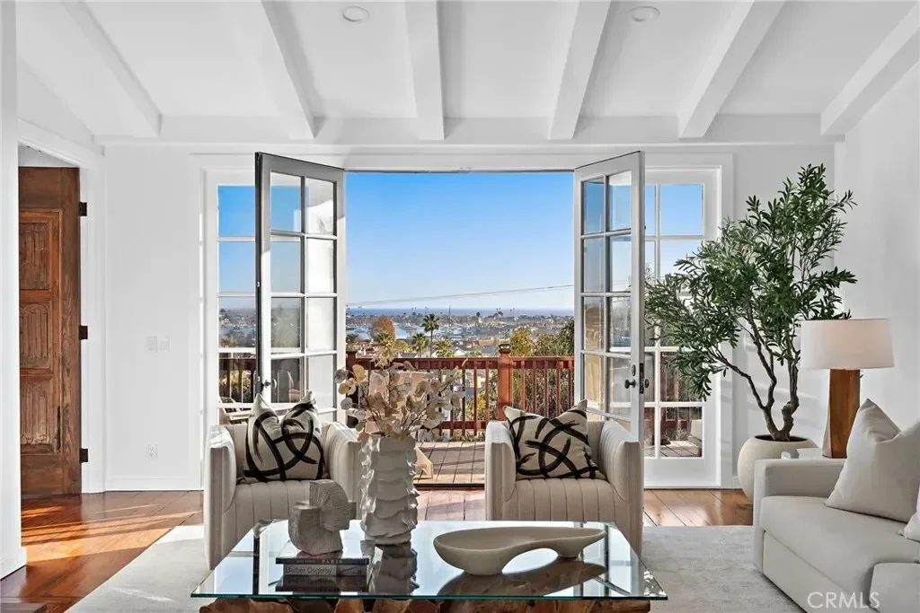 521 Kings Road, Newport Beach, California, United States. - Photo 22