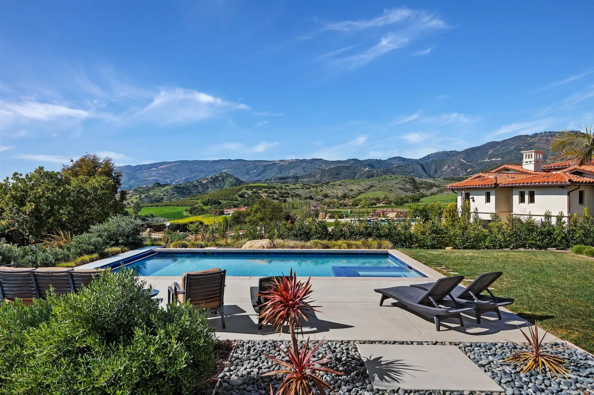 1367 Via Veneto, Santa Barbara, California, United States. - Photo 28