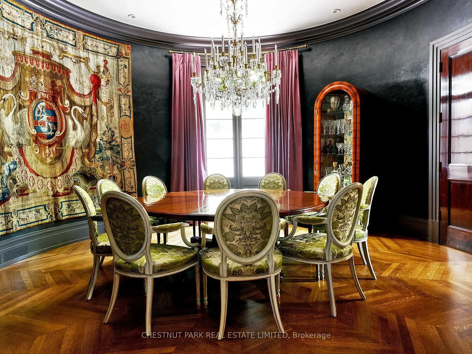 Gallery photo 12