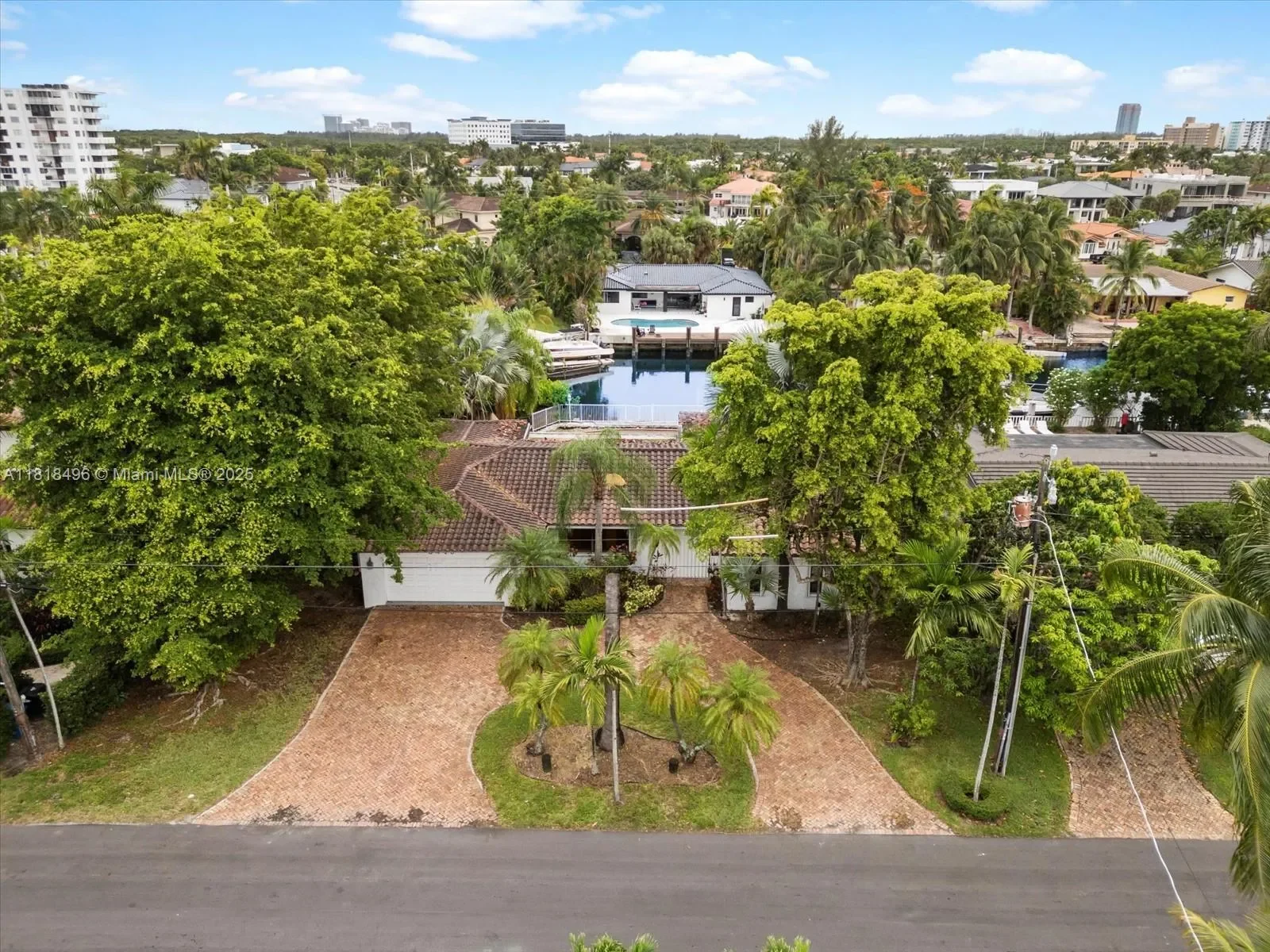 3446 NE 168th St, Golden Beach, Florida, United States. - Photo 7
