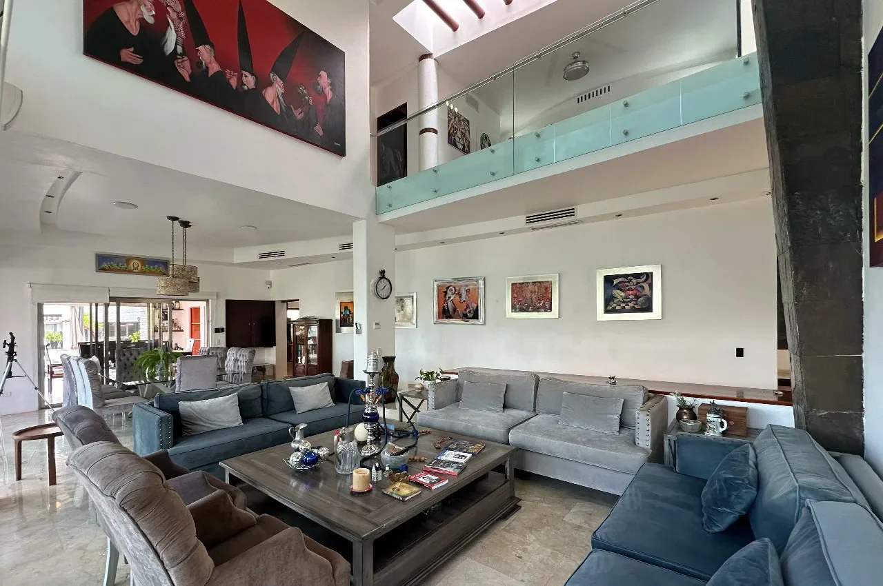 Gallery photo 7