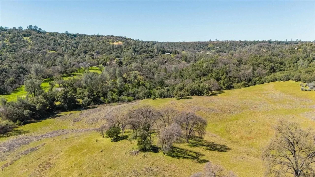18525 Rawhide Rd, Jamestown, CA 95327, Jamestown, California, United States. - Photo 10