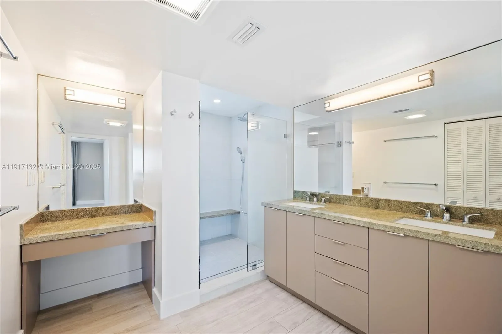 441 Valencia Ave 1201, Coral Gables, Florida, United States. - Photo 16