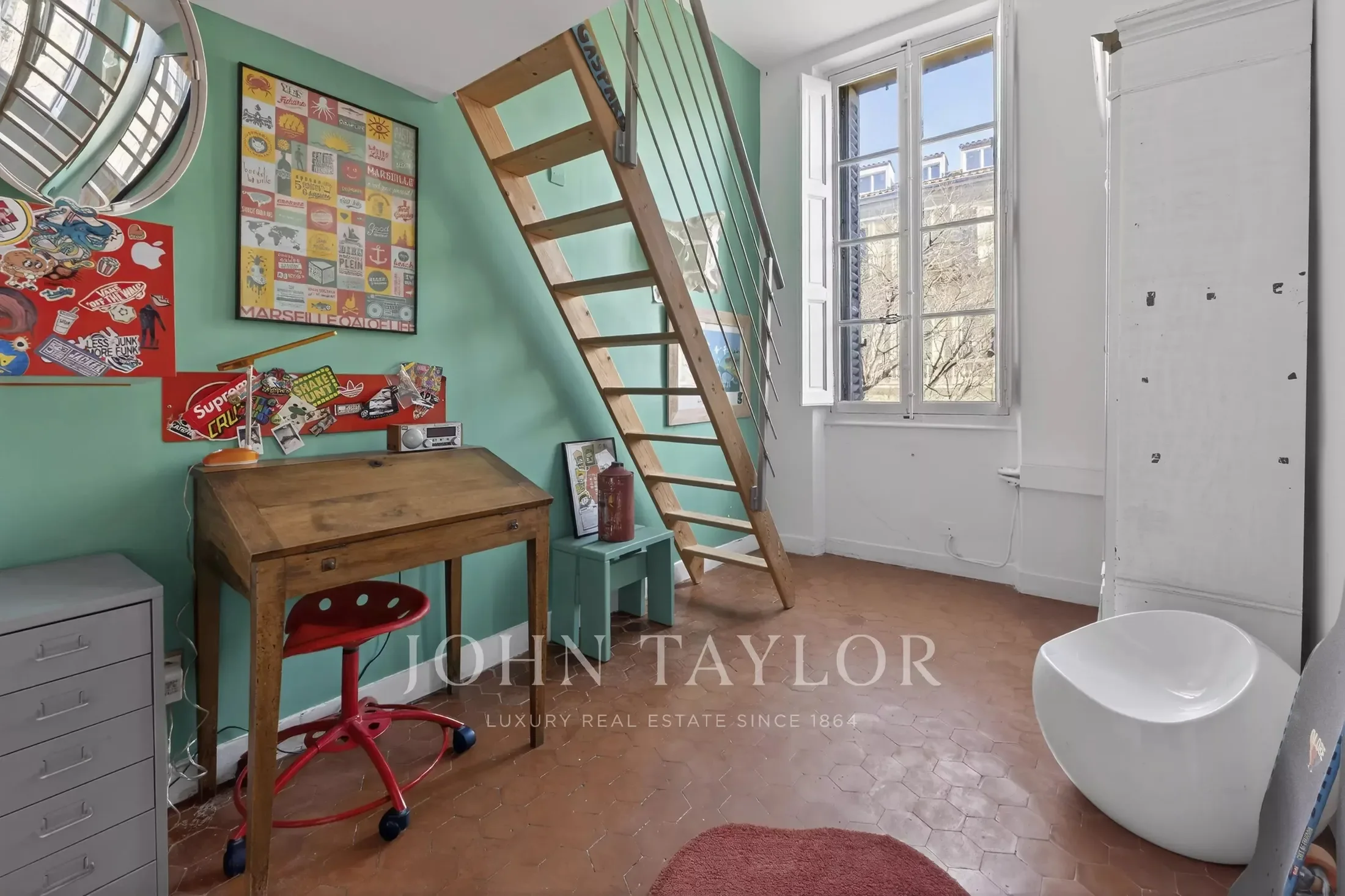 Gallery photo 8