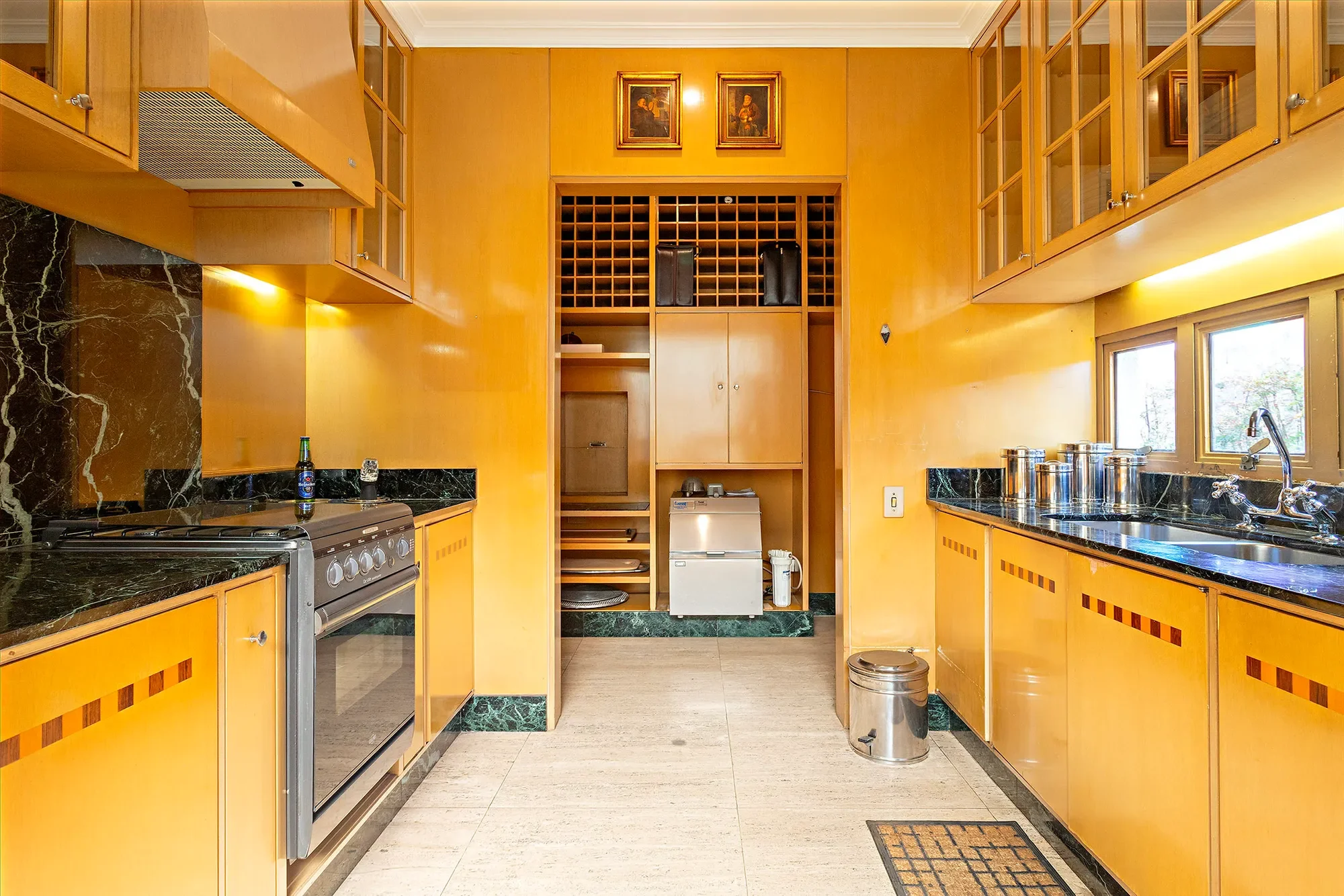 Gallery photo 10