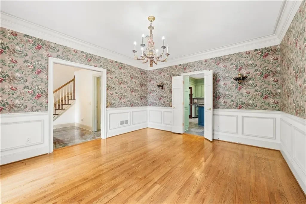 7300 Chattahoochee Bluff Drive, Atlanta, Georgia, United States. - Photo 41