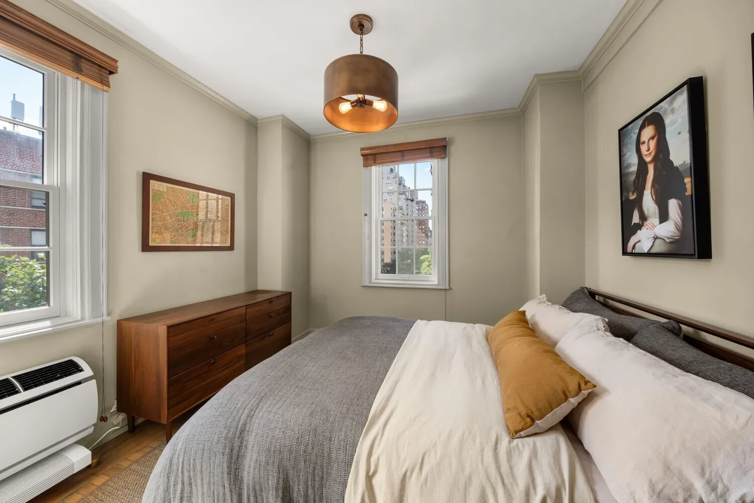 29 E 9TH ST, New York, New York, United States. - Photo 2