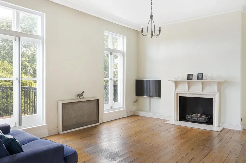 Pembridge Villas, London, W11