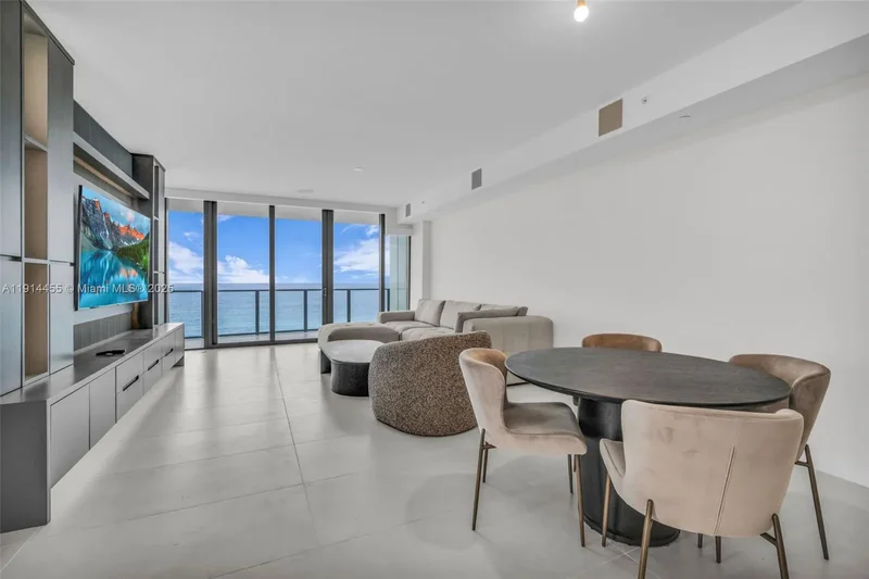 1116 N Ocean Blvd 1106, Hillsboro Beach, Florida, United States. - Photo 53