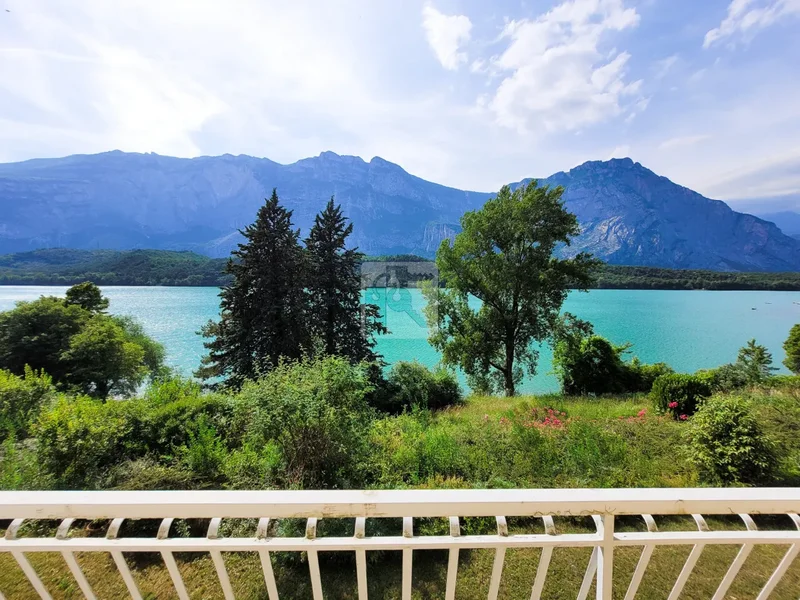 via lungolago, Trentino-South Tyrol, Italy. - Photo 7