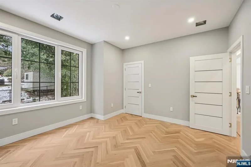 25 Macarthur Avenue, Closter, New Jersey, United States. - Photo 28