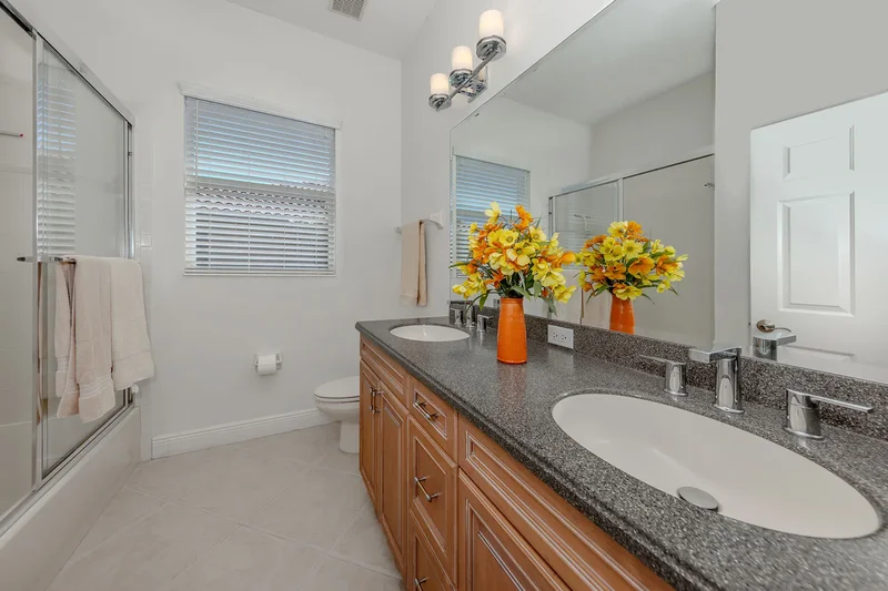 101 Portofino Drive, North Venice, FL 34275, Venice, Florida, United States. - Photo 28