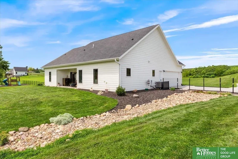 2484 280th Street, Logan, IA 51546, Logan, Iowa, United States. - Photo 36